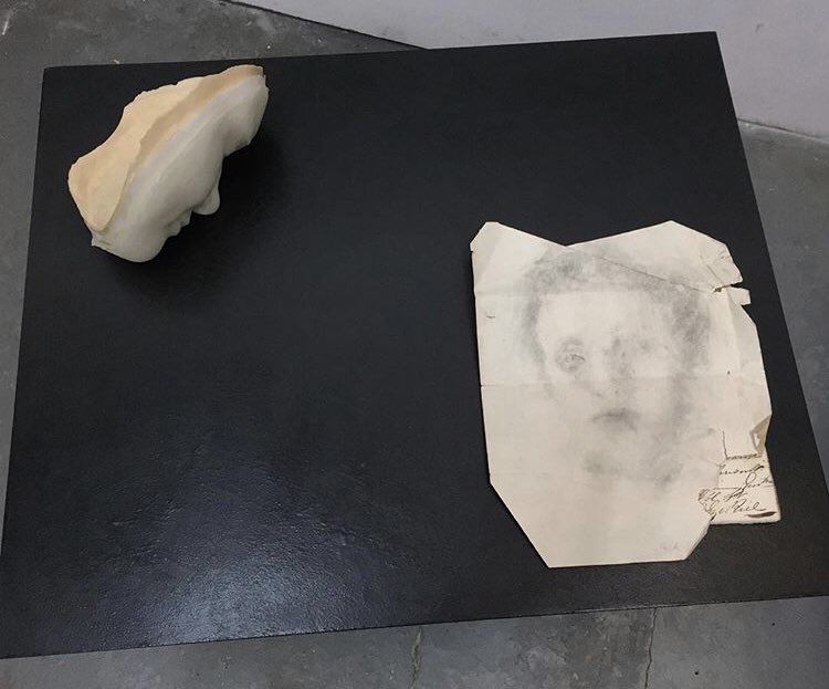 caragh_savage's tweet image. An old sculptural piece from 2016 #portrait #subjectobject #charcoal #traces #drawing #sculpture #wax #plaster