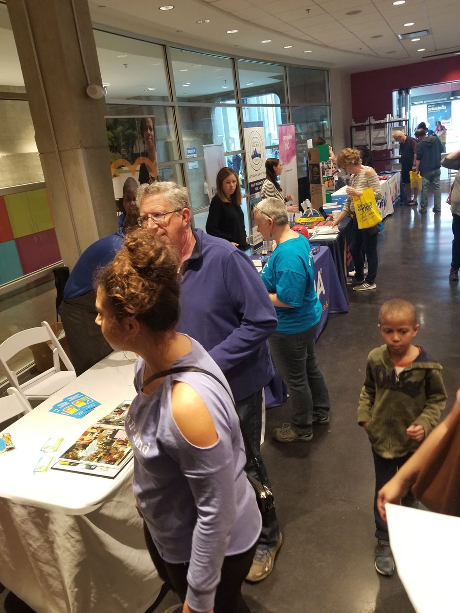 WeServeKC's tweet photo. Get down to @UnionStationKC quick for the Serve KC Volunteer Fair 2019. The fair will be closing @2PM.  Still a chance to learn more about nonprofits all over Kansas City who need your volunteer support! #ServeKC #ServeKCVolunteerFair https://t.co/pd5kGnHrvm