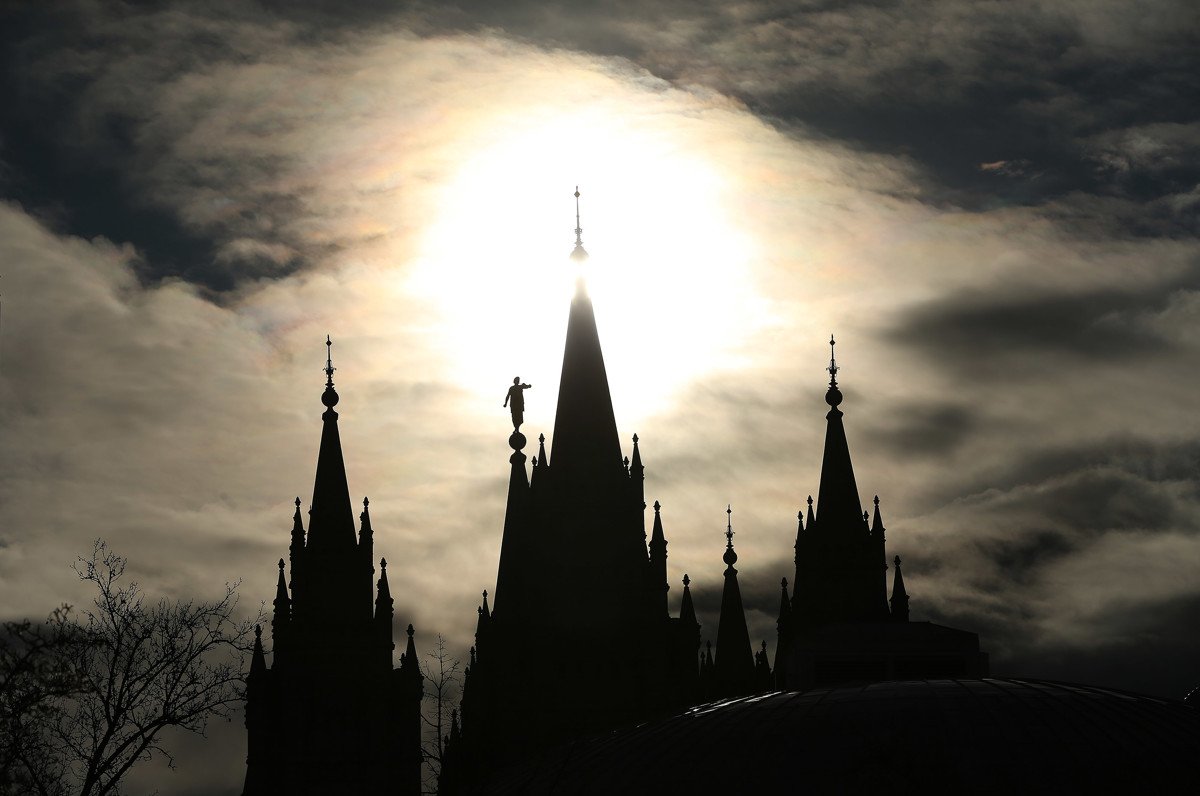 ldsconf's tweet photo. See our photos and talk summaries here: https://t.co/CzWX7F2njj https://t.co/LPJOd2EOpw