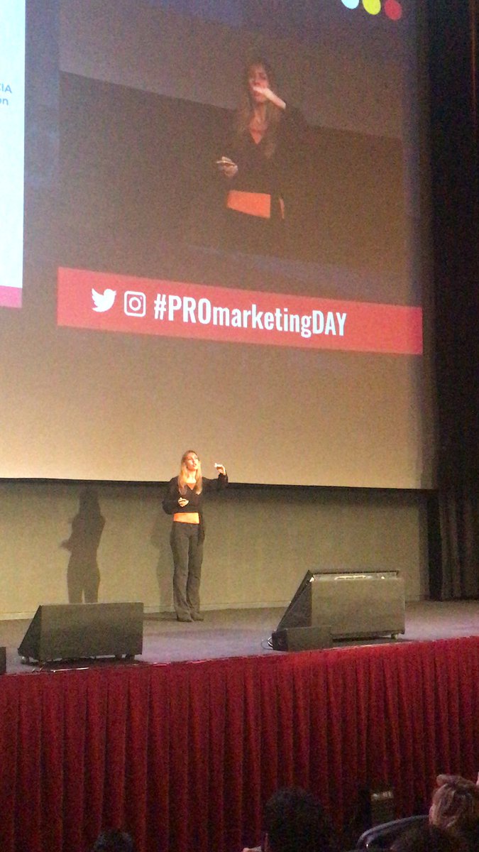 zinzim_'s tweet photo. Muy valiosa la presentación de @patdeandres en el #PROMarketingDay #marketingdigital #RedesSociales https://t.co/FpvTYroSRj