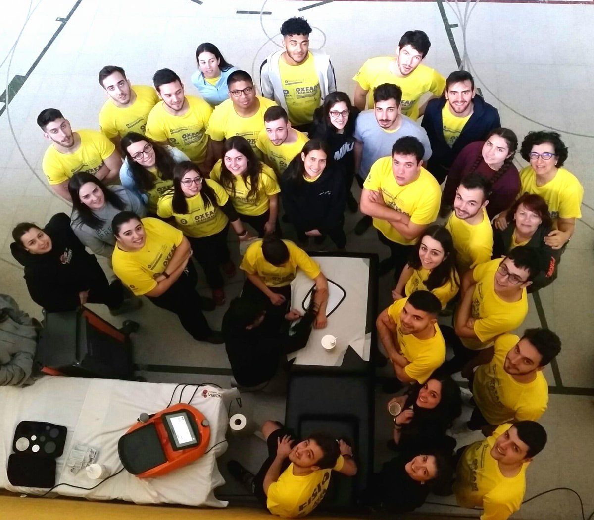 BlanquernaFCS's tweet image. Els nostres estudiants de fisio i infermeria, una gran tasca a la #Trailwalker2019 #OrgullBlanquerna