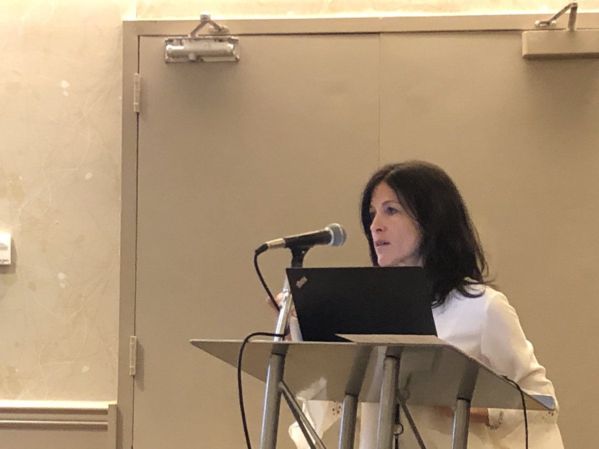 JackWestMD's tweet photo. .@jillfeldman4 is crushing it highlighting how important online patient groups are for providing support, education, &amp; foster needed connections for patients w/#LungCancer or many other cancers.  #GRACE19 https://t.co/cm3fQrzJrU
