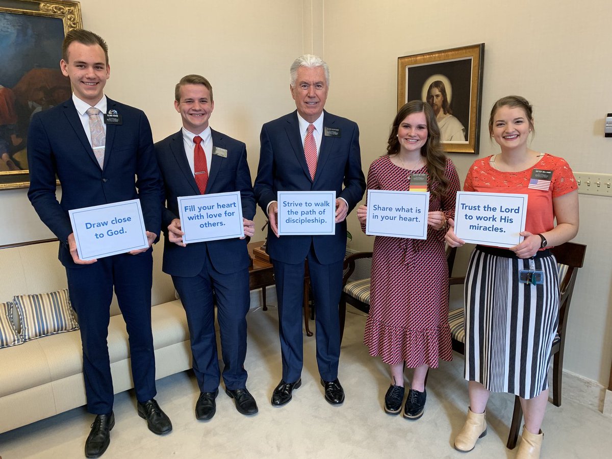 UchtdorfDF's tweet photo. In natural and normal ways, invite others to “come and see.” Then encourage them to come and help. And pray daily with all your heart that you find those who will come and stay.

As you follow this path, God will work miracles through you to bless His precious children. https://t.co/ghPCKAd5B2