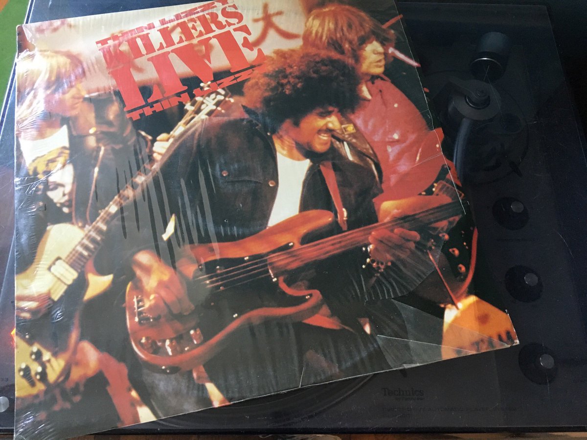 pK_solo1's tweet photo. Sticking with some Lizzy!! #ThinLizzy #KillersLive #Vinyltime Amazing sounding live EP... wowzers 👊👊👊 https://t.co/zpr0cqmBPg