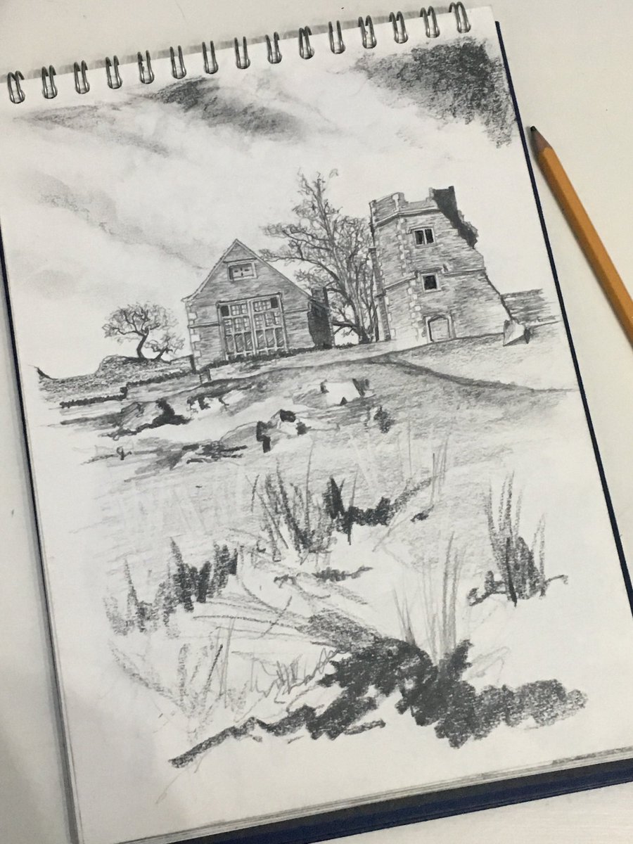 tudorista's tweet photo. Not a bad sketch of ⁦@BradgatePark⁩ by husband ⁦@Penzographic⁩ ⁦#hesbrilliant #thedrawingclub https://t.co/Hl5uVvRGpA