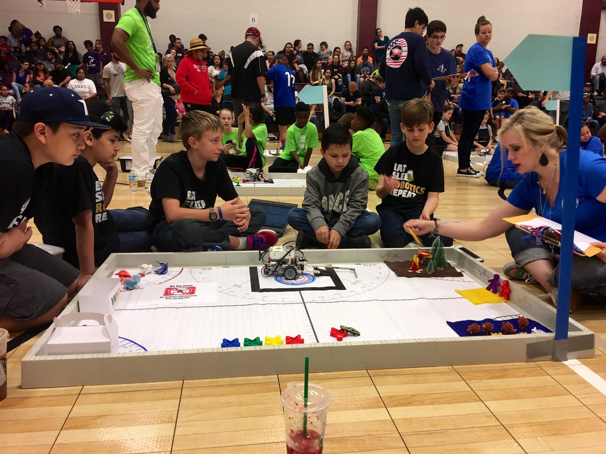 mrsakopp's tweet image. HERO Robotics Competition! A blast was had by all!!! @HumbleISD_GE @HumbleISD #wearegroves #HeroRobotics @kglover_prek