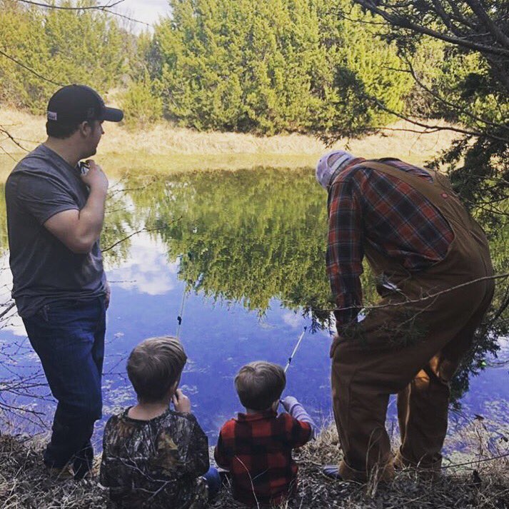 TracyHubbard's tweet photo. This is why I work so hard. What’s the “why” behind your money? Here’s mine- 3 generations.  #blessed #generationalwealth #texas #ranchlife #investing #forextrading #realestateinvesting https://t.co/EOzvkULv2e