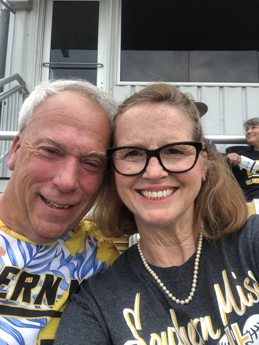 _BJC_'s tweet photo. @SouthernMissBSB 3 Marshall 2 Top of 8 #forgothat #forgotsunglasses #SMTTT https://t.co/YPOpjSX4qu