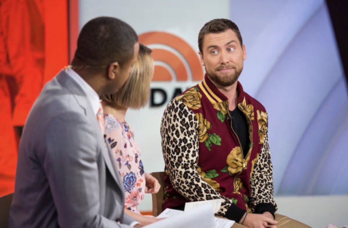 LanceBassCntrl's tweet photo. .@LanceBass had a busy week of press promoting #BoyBandCon! He hit the @TODAYshow many @SIRIUSXM shows and so much more! Watch the documentary here: https://t.co/WF8t0SB7dK #WhoWasLou https://t.co/xP20ovNLbP