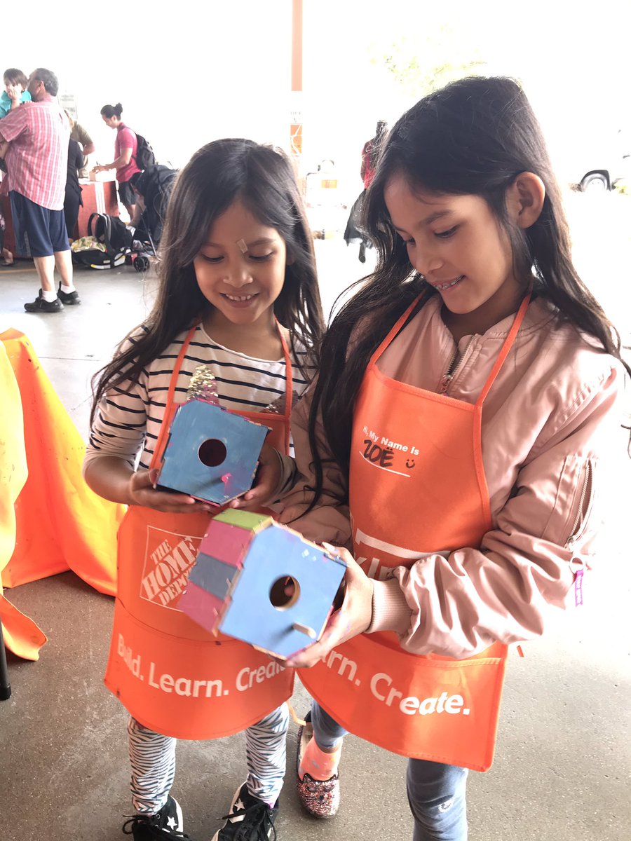 6650 Cypress fun family day!  375 kids and counting.  #kidsworkshop #familyfun @LauraBarnesHD @Allen83hd <a href="/OperaMichael/">Michael Opera</a> @DesireThorpe