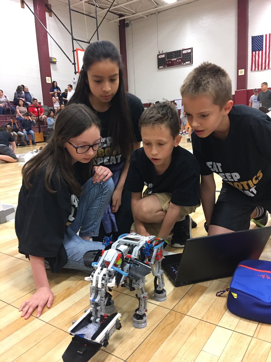 mrsakopp's tweet image. HERO Robotics Spirit Award 🌟🌟🌟
Thank you for an awesome day, @carolynfinley!!!
@kglover_prek @HumbleISD_GE #HeroRobotics #wearegroves