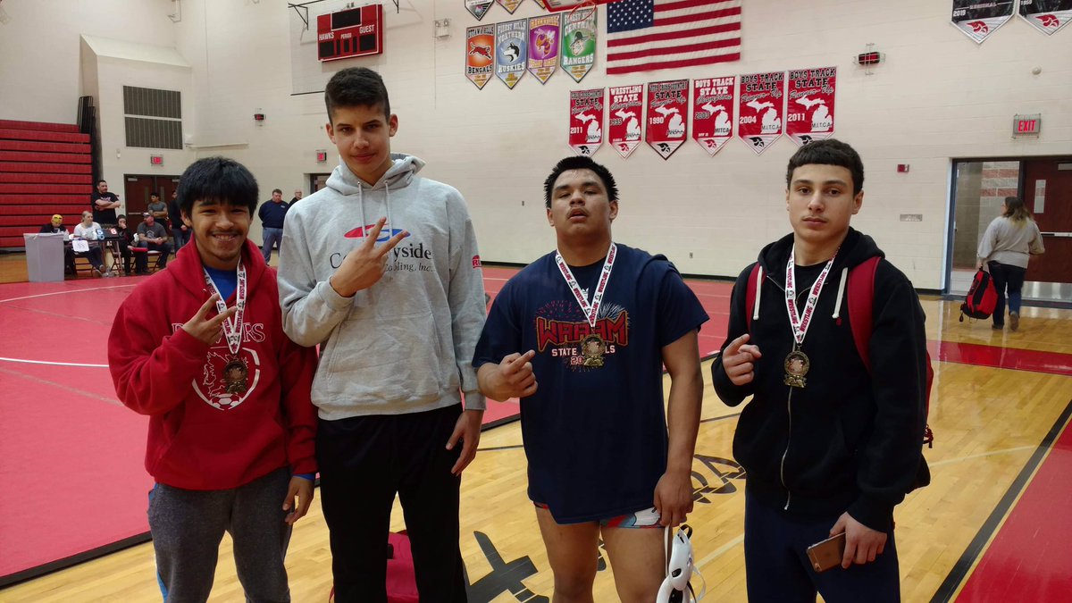 HollandWrestlin's tweet photo. 2 Champs, 2 Runner ups at the Cedar Spring tournament this morning. #SpringBattle #NoDaysOff https://t.co/K0GsTbxFBr