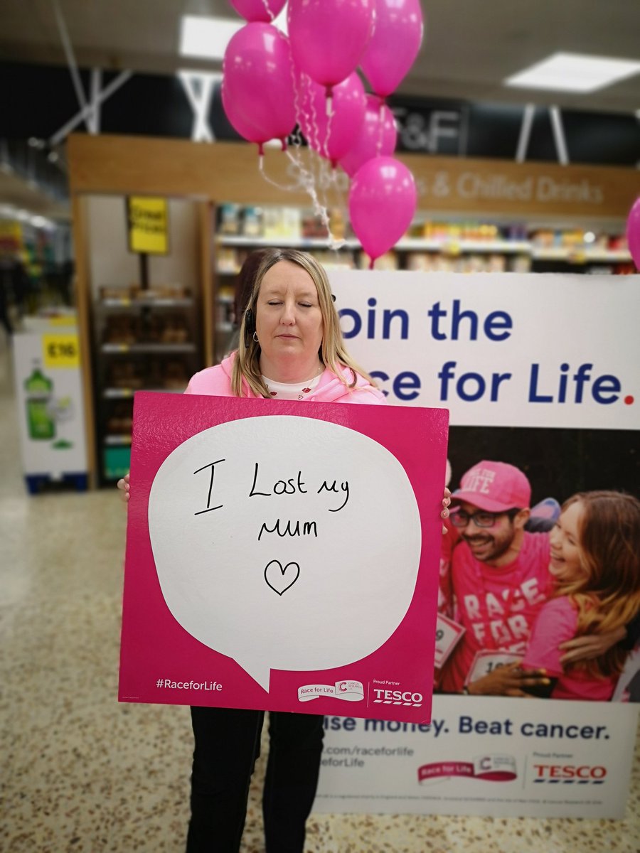 chaggar16's tweet photo. #TescoTurnsPink
#RaceForLife
#Tescoroundhay
#Letskickcancersbutt https://t.co/j28ZY3MoSD