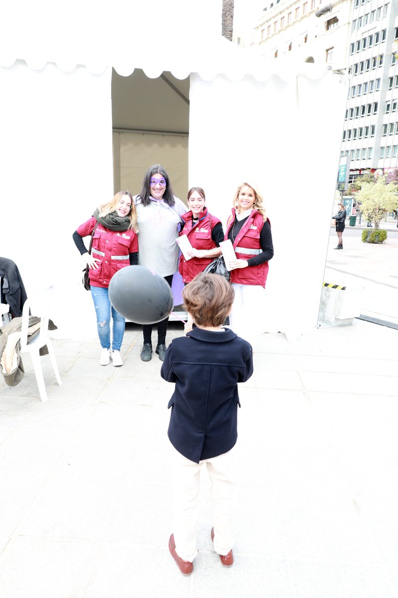 COPCV's tweet photo. Nuestro personaje se ha ganado al publico con simpatía y su historia ha servido xa ejemplificar con humor lo q la #psicología representa en nuestra vida cotidiana ¡Gracias Psic x ser tan valiente y aparecer! 😜 Pq tod@s somos #Psic #PsicVidaCotidiana #PsicValenciana @JuanjoGrau https://t.co/PGkeT78RmC
