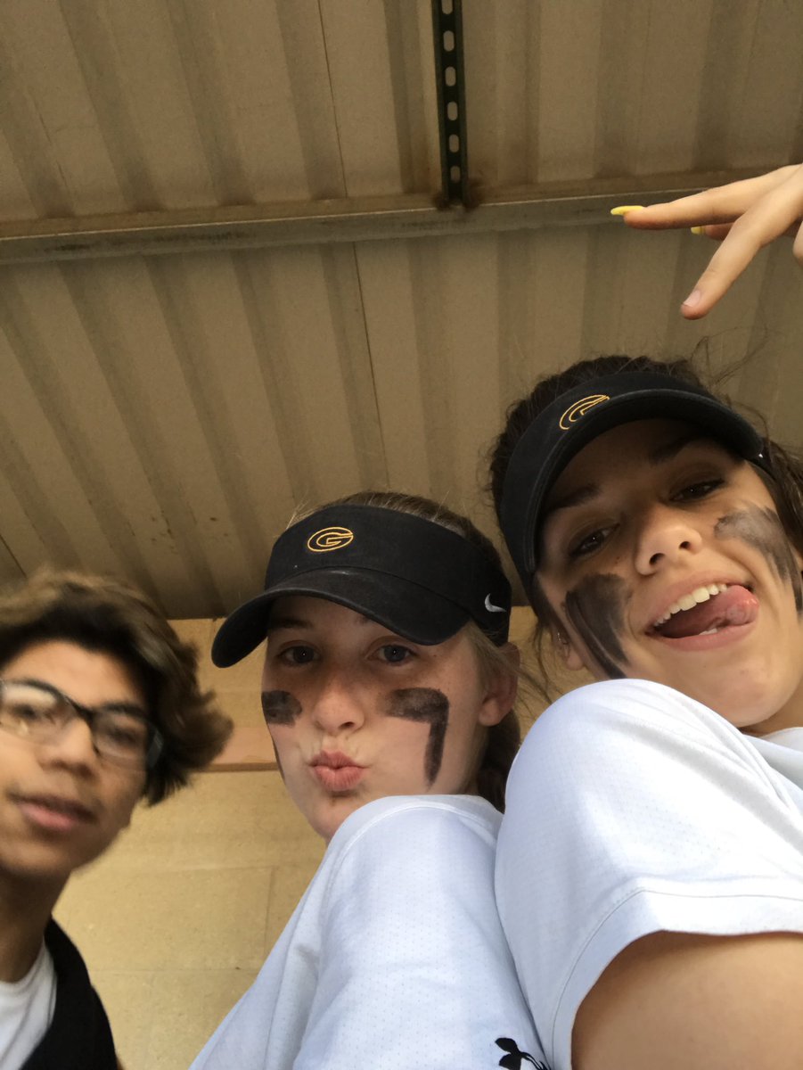 kensiewills's tweet photo. #justsoftballthings https://t.co/GE9Be3PSVC