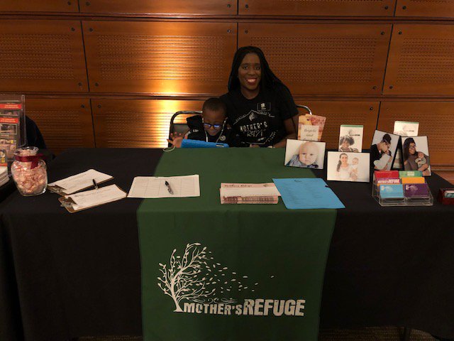 WeServeKC's tweet photo. Learn about @MothersRefuge and their volunteer opportunities at Serve KC Volunteer Fair 2019 #ServeKC #ServeKCVolunteerFair https://t.co/zOK5uYCXBj