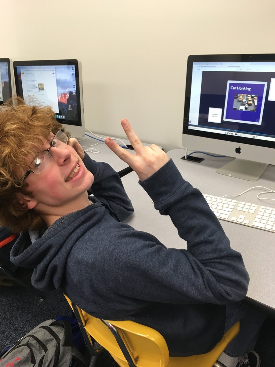 AyresAlly's tweet photo. Using tech to blend in 21st Century Skills ⁦@rlschools⁩ ⁦@rlashs⁩ #LevelUpRL #blend #tech https://t.co/OzMU20ullH