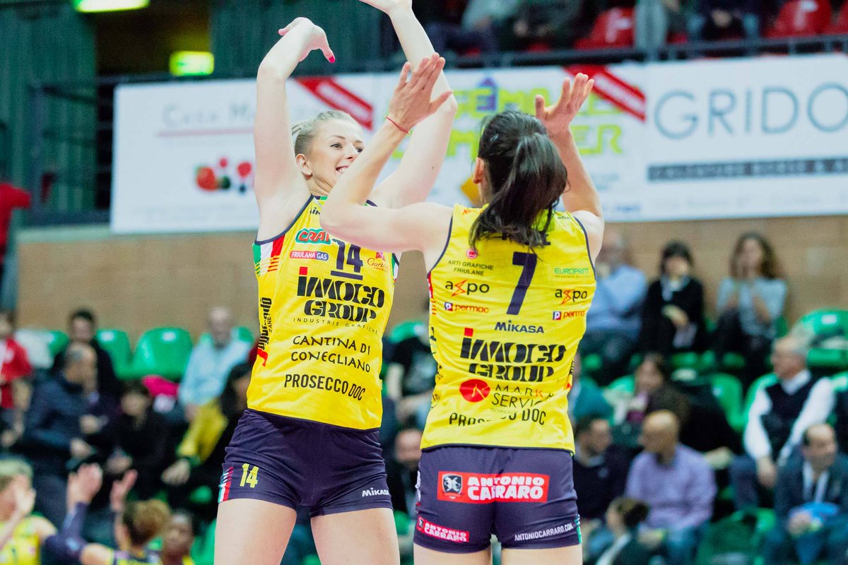 ImocoVolley's tweet photo. #CunCon. @CuneoGranda 0 @ImocoVolley 1 (22-25)
#derbybollicine #quarti #gara1
foto Ufficio Stampa Cuneo. https://t.co/6zytUaVOAW