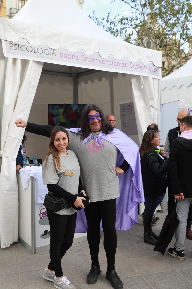 COPCV's tweet photo. Nuestro personaje se ha ganado al publico con simpatía y su historia ha servido xa ejemplificar con humor lo q la #psicología representa en nuestra vida cotidiana ¡Gracias Psic x ser tan valiente y aparecer! 😜 Pq tod@s somos #Psic #PsicVidaCotidiana #PsicValenciana @JuanjoGrau https://t.co/P794f1FXqs