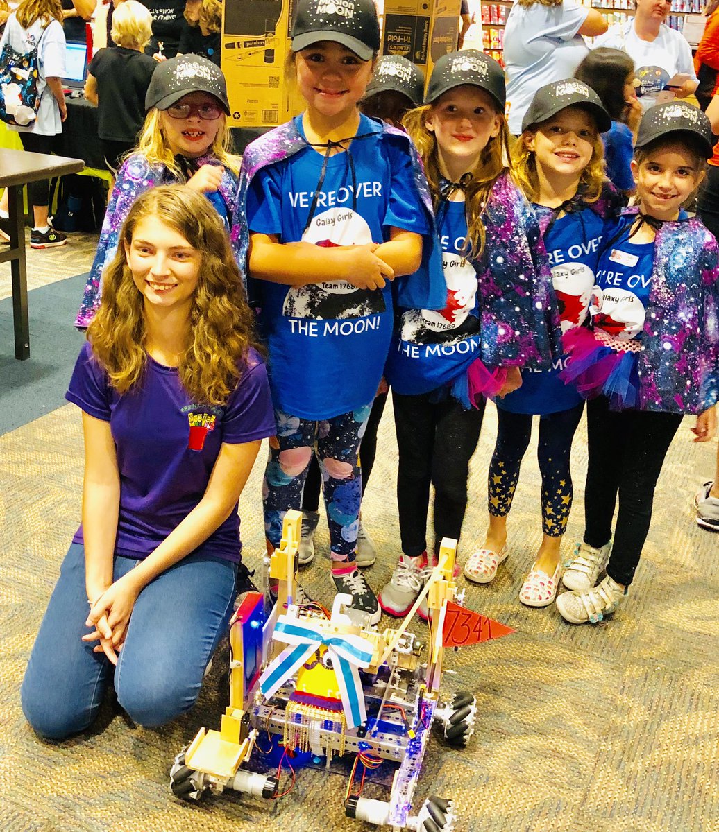 FLL7407CAKEBATTERS tweet media