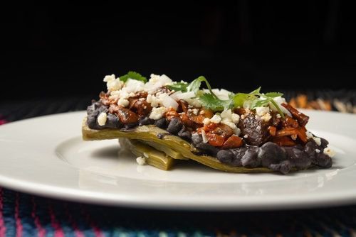 brooklynmuseum's tweet photo. Starting April 9, chef Justin Bazdarich of @_oxomoco_ takes over @thenormbkm's kitchen to bring his signature wood-fire flare that delivers the tastes and smells of Mexican cuisine. Explore the menu and book a reservation at https://t.co/Xre33ThgsM. #TheNormBKM #FridaKahloBKM https://t.co/pz2ouaIW4S
