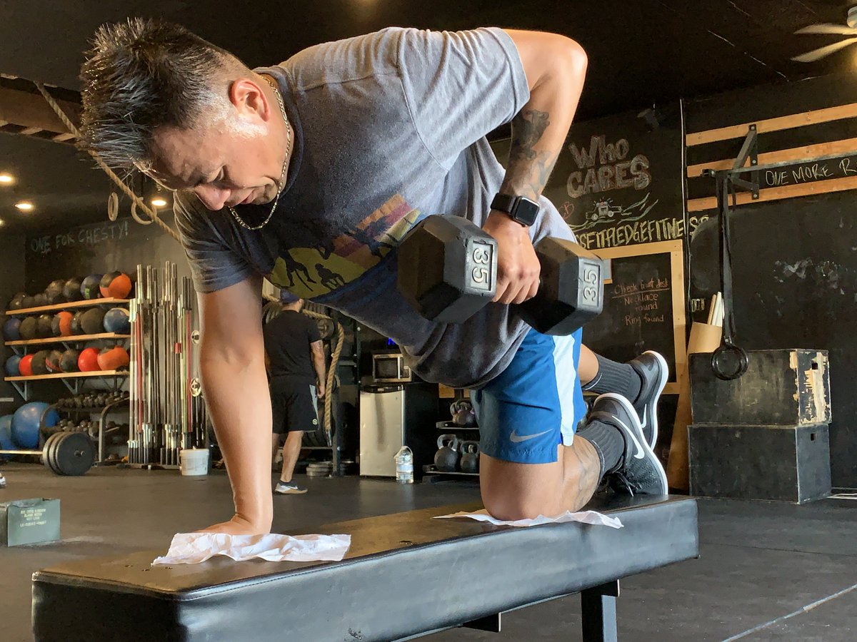 CrossfitPledge's tweet photo. Are you doing your accessory work?
•
•
#wod #crossfitpledge #crossfit #hidowney #downeyca #fitnessjourney #weightlossjourney #fitness #gym #downeycalifornia #saturday https://t.co/RC8sJ56nK8