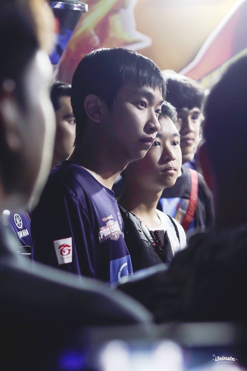 i3elmotx's tweet photo. ฉลามเฉียบ! 🦈
#BuriramUnitedRoV #Remix
#NimoBacon #BaconTimeFamily https://t.co/uNMjxUEDX0