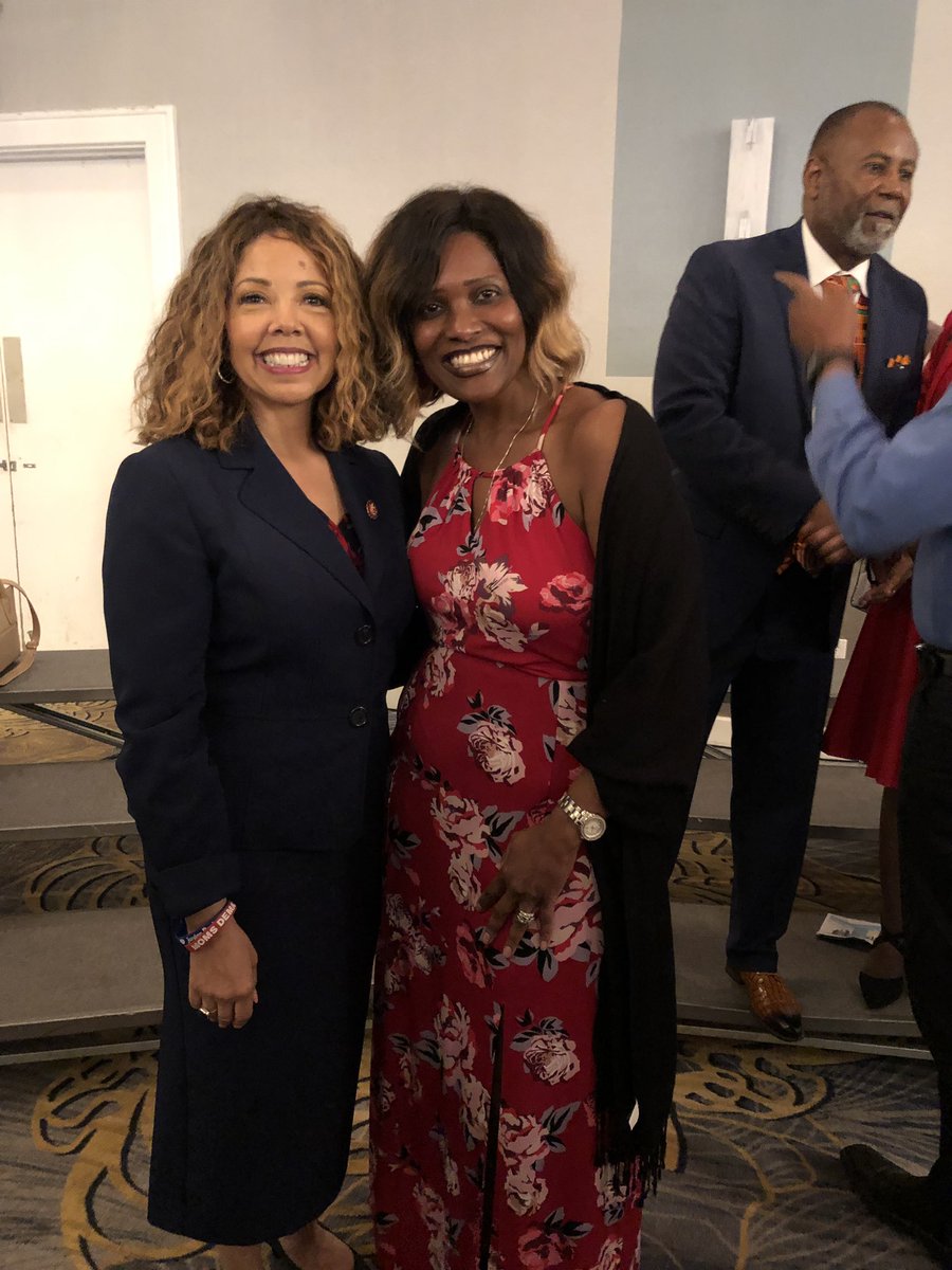 ChandaNicole's tweet photo. I had the pleasure of meeting my soror, Congresswomen Lucy McBath, at the Greater Jacksonville Memorial & Unity Luncheon! She’s such a sweet spirit with a servant’s heart. What a role model for us! ❤️❤️❤️ https://t.co/fO8zHCmIjE