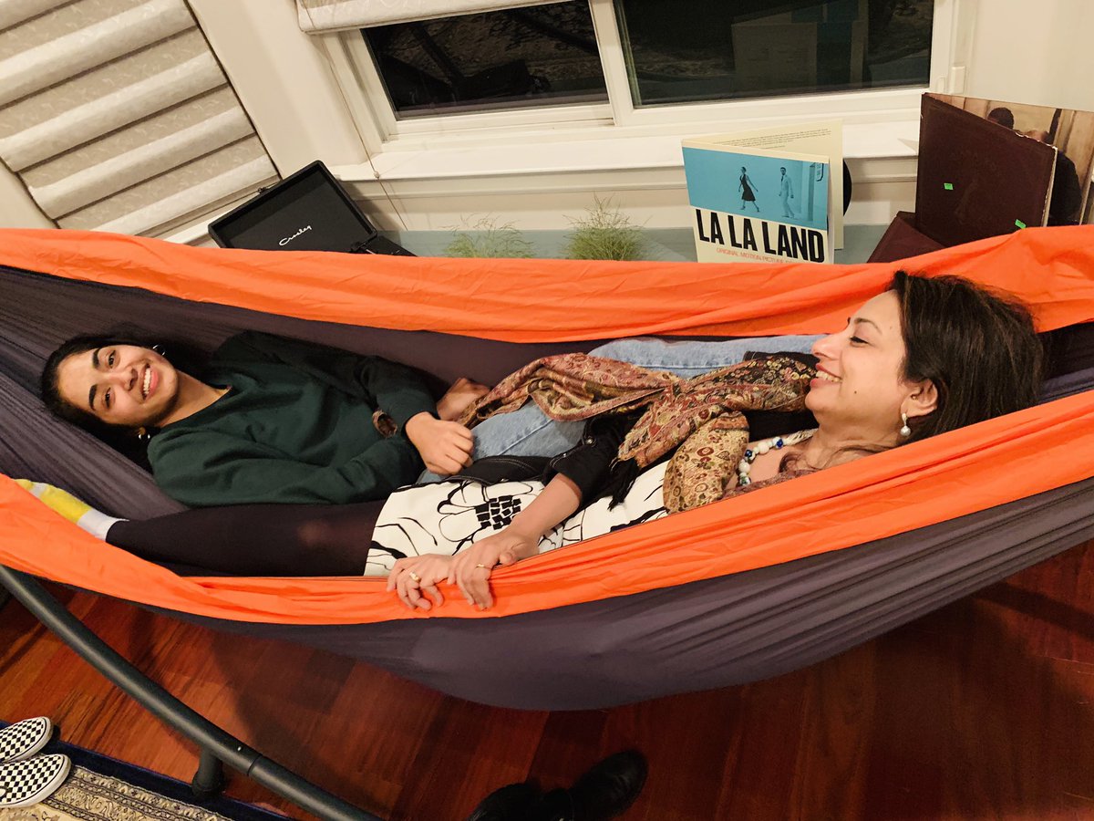 VarshaKanwar's tweet photo. Weekends be like #GlobalCitizens ... Heart to heart 💞 #Hammocktime with my teen, #VideoChat with sweetheart niece in India,  hearty #Aussie style #BigBrekkkie thanks to #ChefHubby and the book #NineLiesAboutWork I have been so looking forward to read #WeekendVibes #LiveLoveLead https://t.co/3764INW4Zz