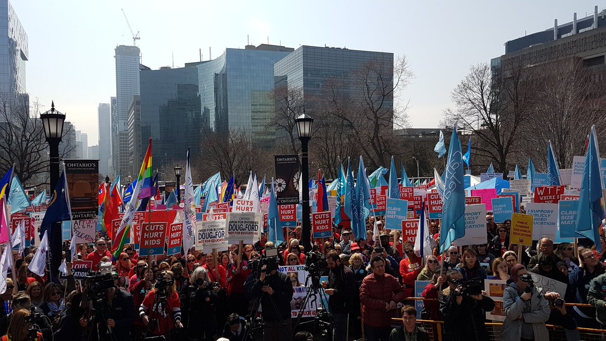 SLAR2023's tweet photo. Wow! Some 25,000 strong made history today! Huge thanks to every #ETFO member, everyone, who took a stand today for publicly funded public education! You're AMAZING! #ETFOproud #CutsHurtKids @ETFOeducators https://t.co/cMVLFrzlIb