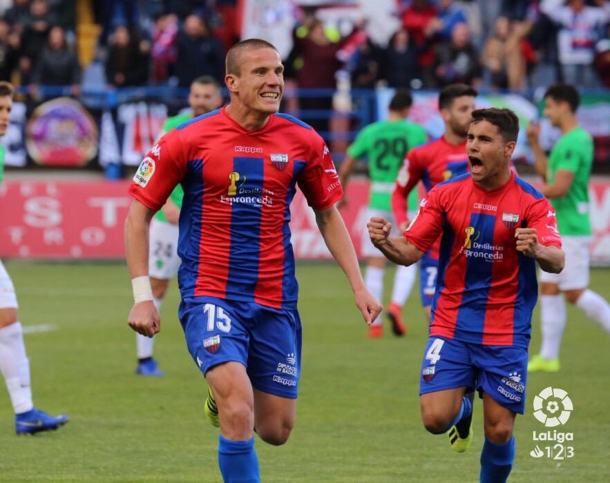 Lolo González tweet media