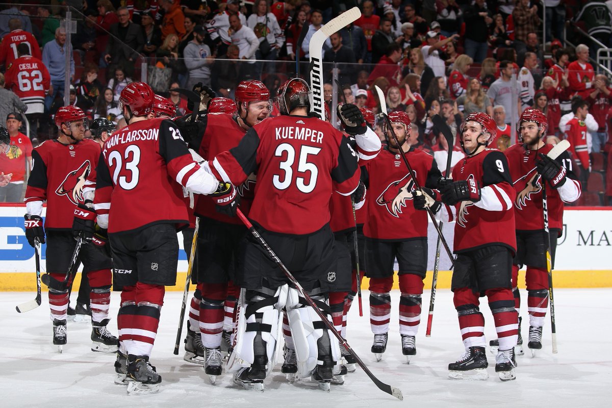 dkuemps35's tweet image. Thank you to my teammates, coaches, and #OurPack for a special season. We're celebrating Fan Appreciation Night tonight and you can win my autographed puck - just RT to win. Thank you, Arizona!