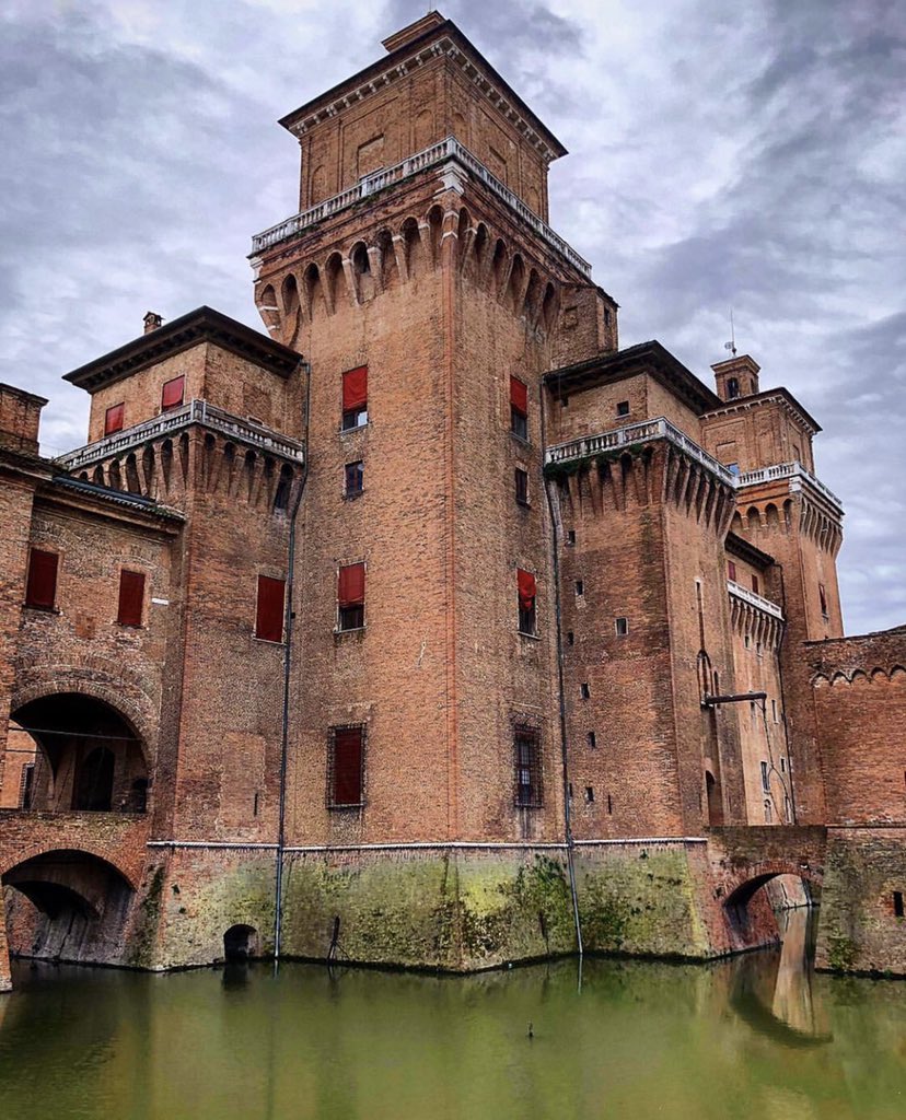 TenonTours's tweet photo. The Castello Estense offers great views of Ferrara in any direction! 😍
🇮🇹🏰❤️📸 PC: @thevoice_lavoce @massimomusacci @artyyy01 @lizau87 #TTFeaturedDestination #TenonTours #YourTripYourWay #Italy #Ferrara #CastelloEstense #ItalyTravel #TravelWithTenon #Vino #Bellissima https://t.co/s9dRyreDnY