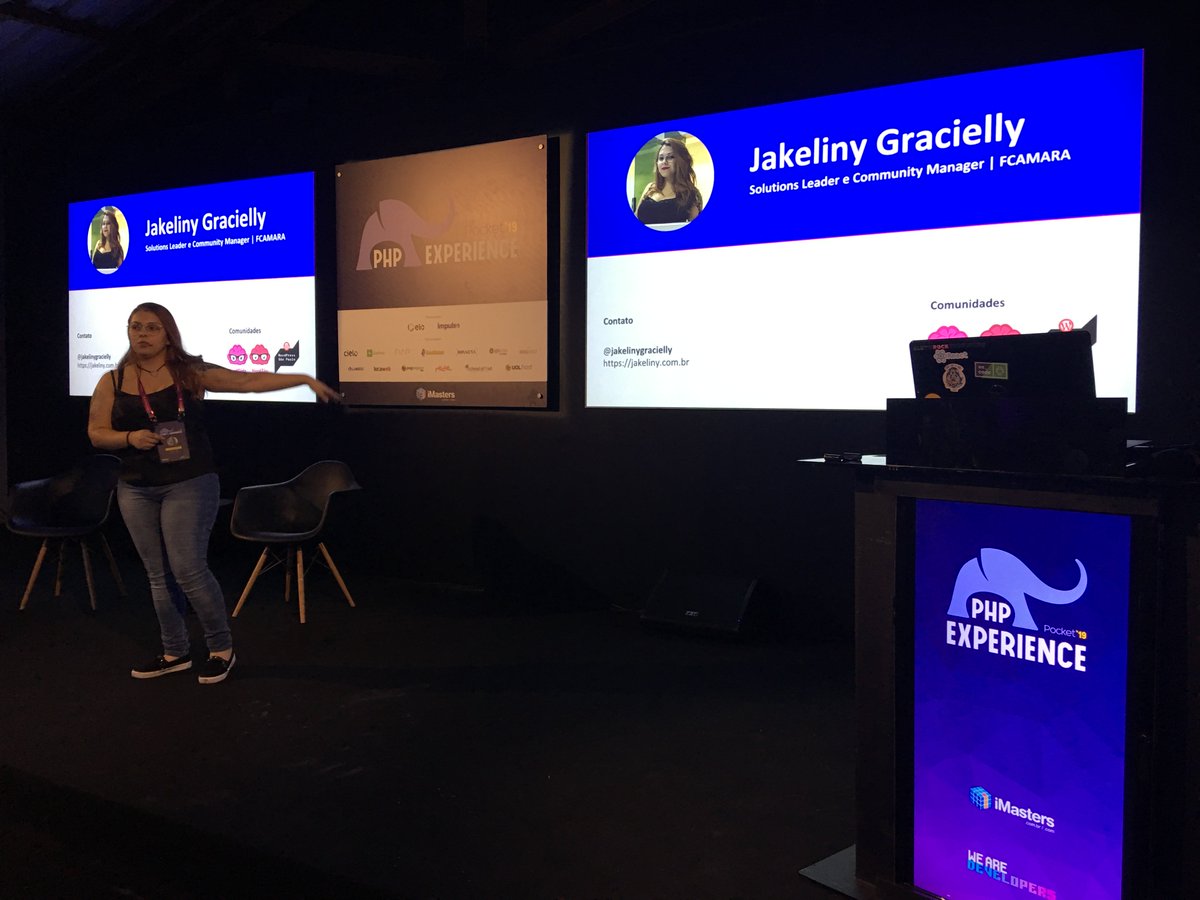 marcelgsantos's tweet image. O @JakelinyGr apresentando a sua palestra &apos;Código com Qualidade é o Objetivo&apos; no #PhpExperience no @iMasters. Ela tocou em assuntos importantíssimos como bad smells, técnicas de refatoração, complexidade ciclomática, TDD e SOLID. Excelente apresentação. ;) #php #phpsp #phpx2019