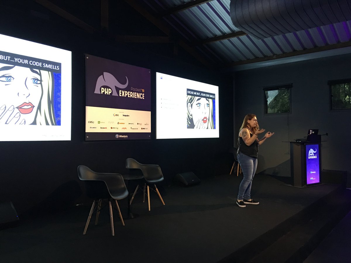 marcelgsantos's tweet image. O @JakelinyGr apresentando a sua palestra &apos;Código com Qualidade é o Objetivo&apos; no #PhpExperience no @iMasters. Ela tocou em assuntos importantíssimos como bad smells, técnicas de refatoração, complexidade ciclomática, TDD e SOLID. Excelente apresentação. ;) #php #phpsp #phpx2019