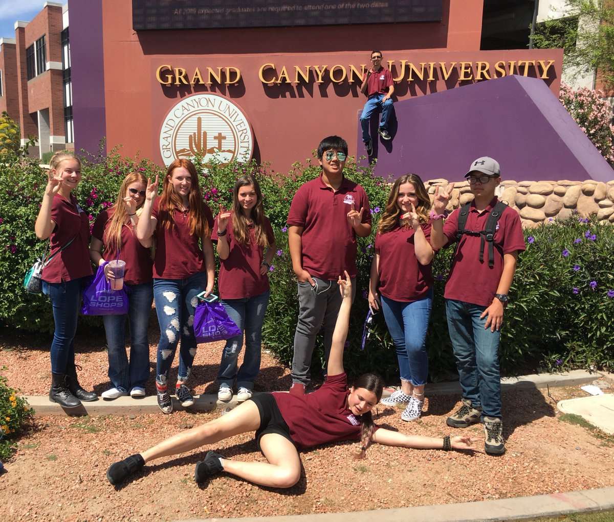 CCAHighSchool's tweet photo. ROTC @gcu! ๐ Thanks to Captain White for the excellent tour and overview of the ROTC program, and to Jennifer Flores at GCU admissions.
P.S. Whoโs hiding way up there at the back of the pic? ๐ต๐
#LopeCountry
#CCAschoolfieldtrip
#besthighschoolinAZ
#schoolshouldbefun
#CCArocks https://t.co/qvJC7Jdpo9