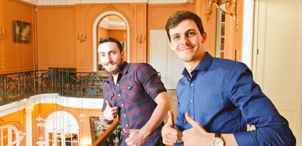 EmilieNaouri's tweet photo. 👍Super samedi de formation #PromoAM avec les étudiants de l'@UEAM des @ArtsetMetiers_
🖇 Ce travail collaborarif est primordial mené avec nos élèves pr les actions de communication de l'Ecole !
#Communication
#ComESR
#TeamArtsEtMetiers https://t.co/BcZWuUOeMa