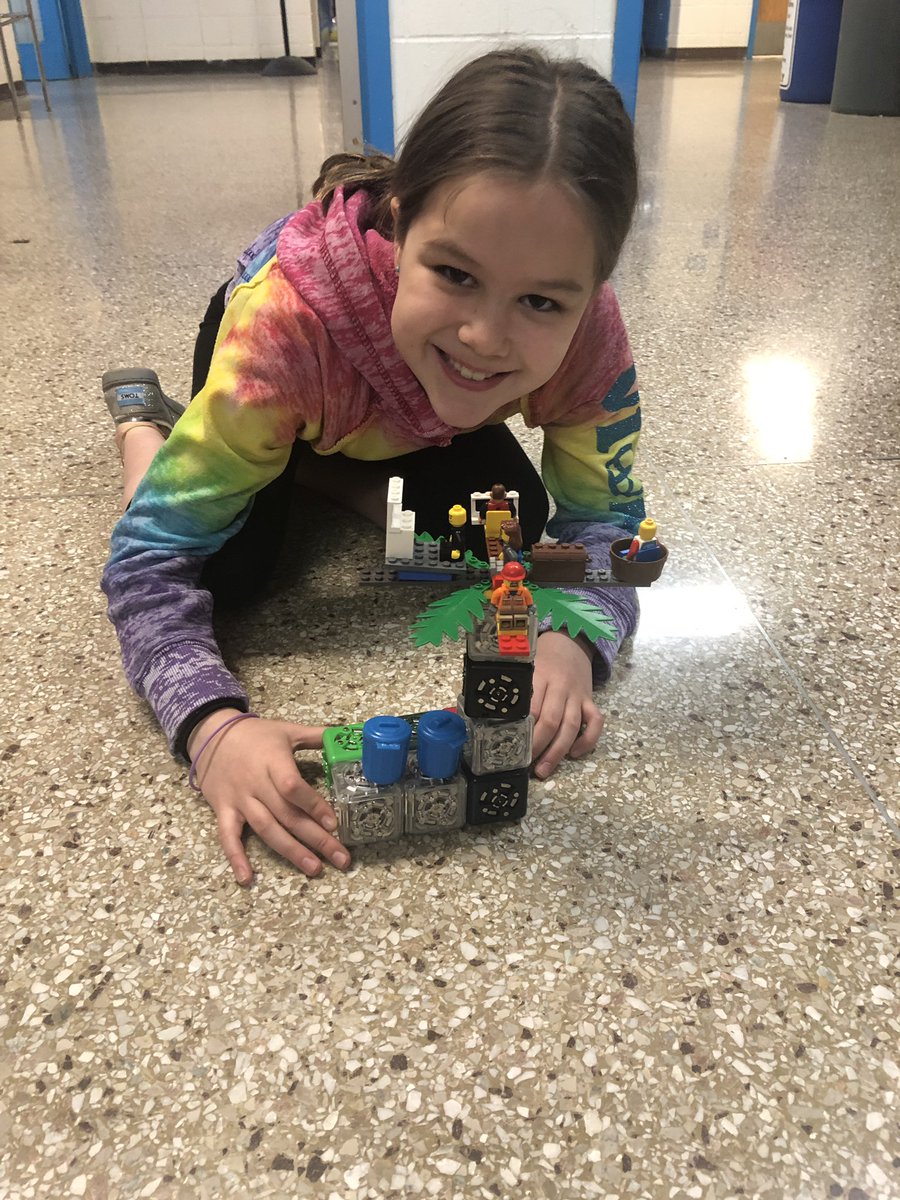 ckear4thgrade's tweet photo. Had so much fun at STEAM Expo. @reachrockland @ViolaAchieves #REACHSteam https://t.co/rAgZU8nu5p