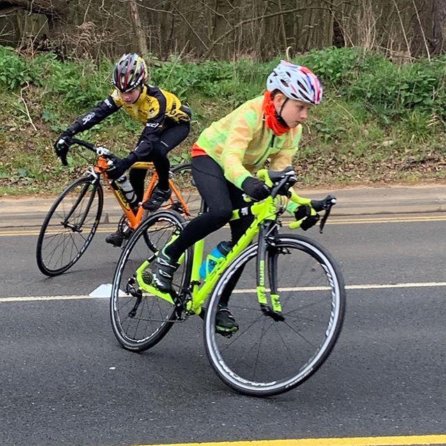 Getting in some road skill training on the bike today. Soon be time to race on the road..
.
.
#instacycling #wintertraining #fun
#cycle #cycling #ride #cyclelife #cyclelove #instacycle #roadbike #pedal #road #Cycling #Cycle #Cyclist #Bike #CycleGram #Cyc… bit.ly/2ImM6Wm