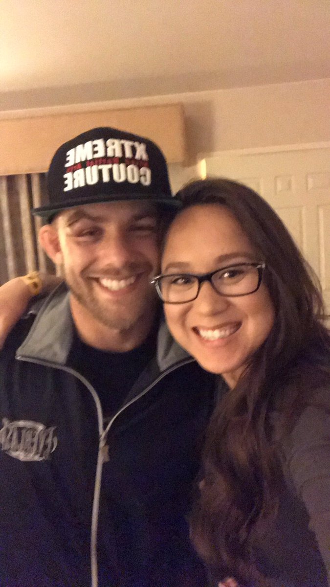 ContactAngelaE's tweet photo. @JustinJaynesMMA  #hometownhero #ufcready #numberone https://t.co/Pe53rJJITg