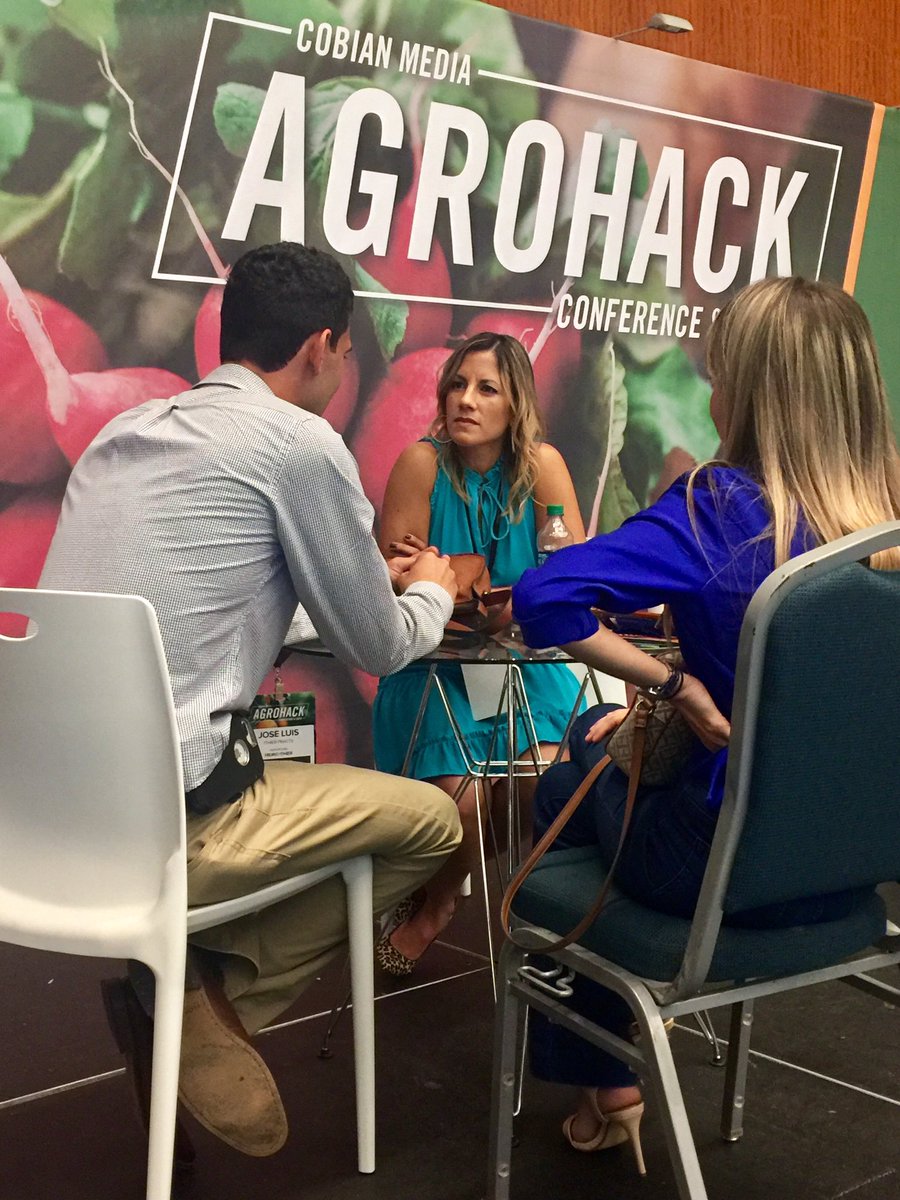 perlasofia's tweet photo. Un poco de @AgrohackPR ¡Este evento ha estado espectacular! #agrohackpr https://t.co/vfH6ox1wmJ