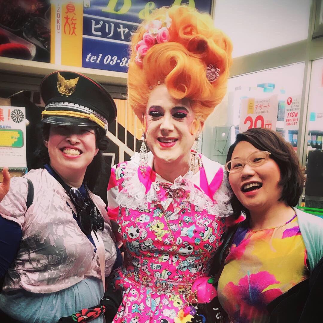 394u's tweet photo. We could meet Perfedia❤️
xoxo💋
「Hedwig and the Angry Inch」
そのHedが装着するWig職人さんが
PerfediaのShowを観戦。
聡明な、Burlesque dancerの
Tuna Mer Maidちゃんと。
出逢いは、Scaretさんと
Baby doll tokyoの
緑川ミラノさんの
お陰❤️
#Hedwig
#Perfedia
https://t.co/ZQriaSntyv https://t.co/qcUHRDx9Ie