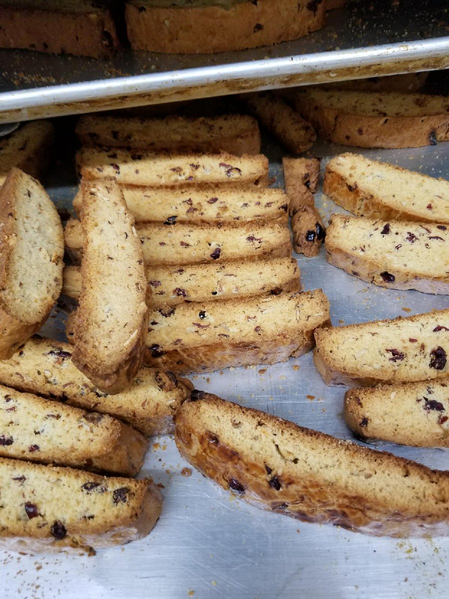 ColoursSpice's tweet photo. The back Kitchen has the oven on Biscotti Mode! #ColoursAndSpice #baking #foodie #tasty #commercialKitchen #ChefsWorking #pastries #Colours #hotstuff https://t.co/8pwFz74kpt