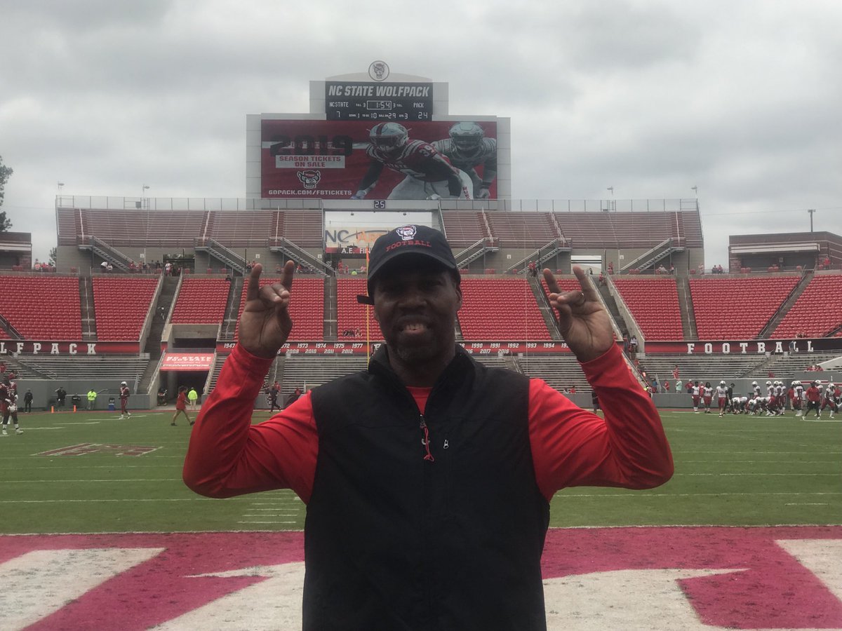 antb43coach's tweet photo. Had a great time watching my Wolf Pack spring game.  Had a chance to see some former players .  Things are great in Pack country. https://t.co/dpIunW4DGU