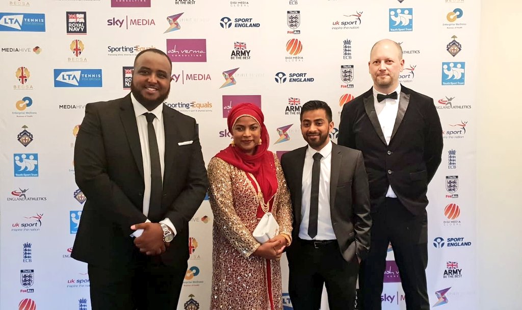 bmesportswansea's tweet photo. Great evening at the @BEDSAofficial awards ceremony, celebrating and recognising diversity in sport. Important to recognise the positive work, promote sport and physical activity and inspire the future generations @SportingEquals #BEDSA2019 #sport #rolemodels #inspiration https://t.co/B8D8sOAmNR