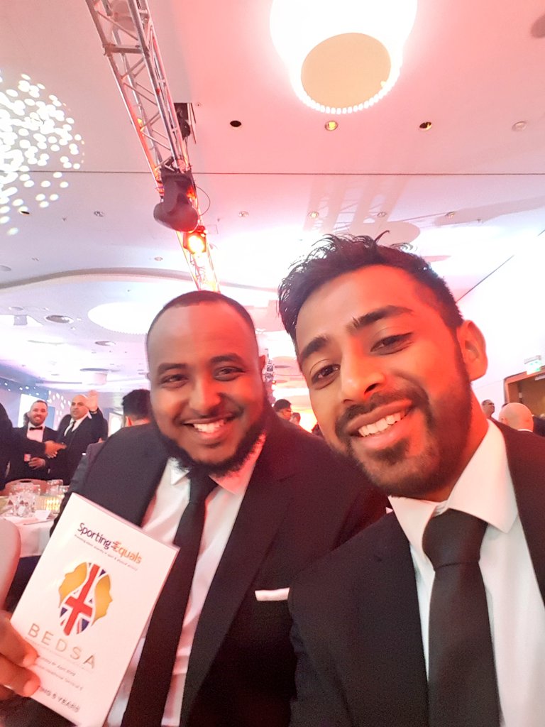 bmesportswansea's tweet photo. Great evening at the @BEDSAofficial awards ceremony, celebrating and recognising diversity in sport. Important to recognise the positive work, promote sport and physical activity and inspire the future generations @SportingEquals #BEDSA2019 #sport #rolemodels #inspiration https://t.co/B8D8sOAmNR