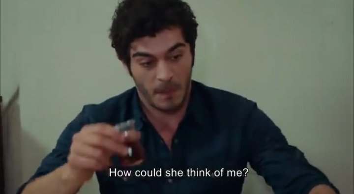SahraSasDeniz's tweet photo. Sabes lo que me ofendio amigo?
Vamos no hables de eso
al menos yo estaba  usando ropa
¿Como pudo pensar eso de mi?
#BarFi #HazalKaya #BurakDeniz #BizimHikaye https://t.co/iExHrZHhZT