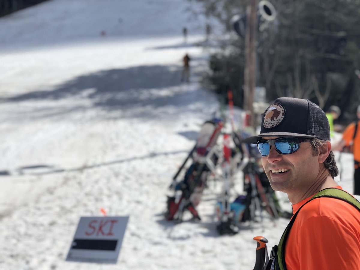 Adam Hinds tweet media