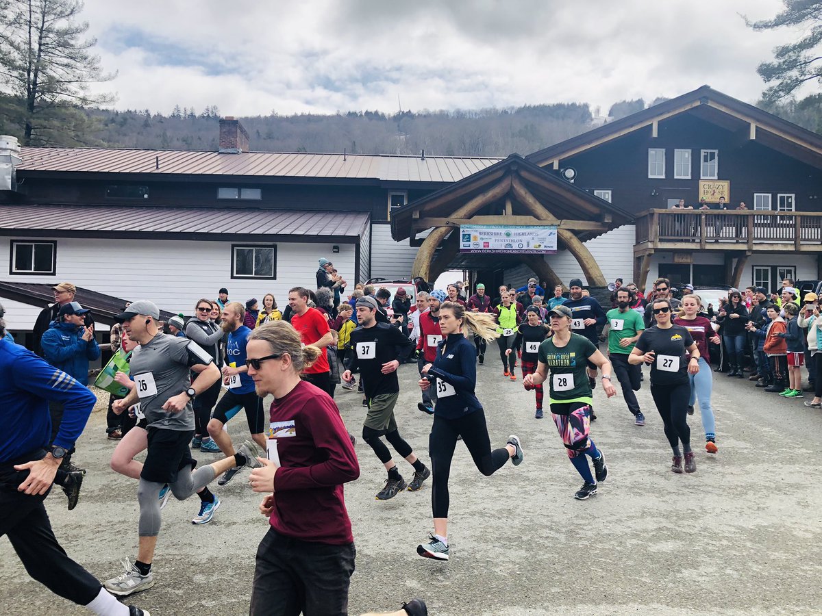 Adam Hinds tweet media