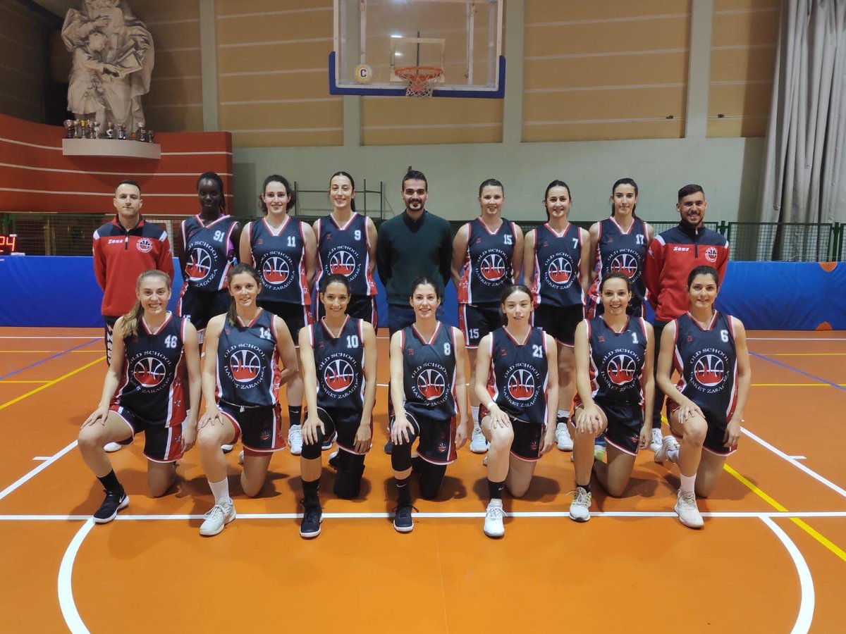 oldSchoolBasket's tweet photo. Fantásticas!!! Campeonas de Copa, y Finalistas de la Liga después de una durísima eliminatoria con @StCasab_BC.  Ahora toca disfrutar!!! Orgullosos de vosotras!! 🏀🔝❤️#LetsGoOldSchool https://t.co/7FWlAHW3bW